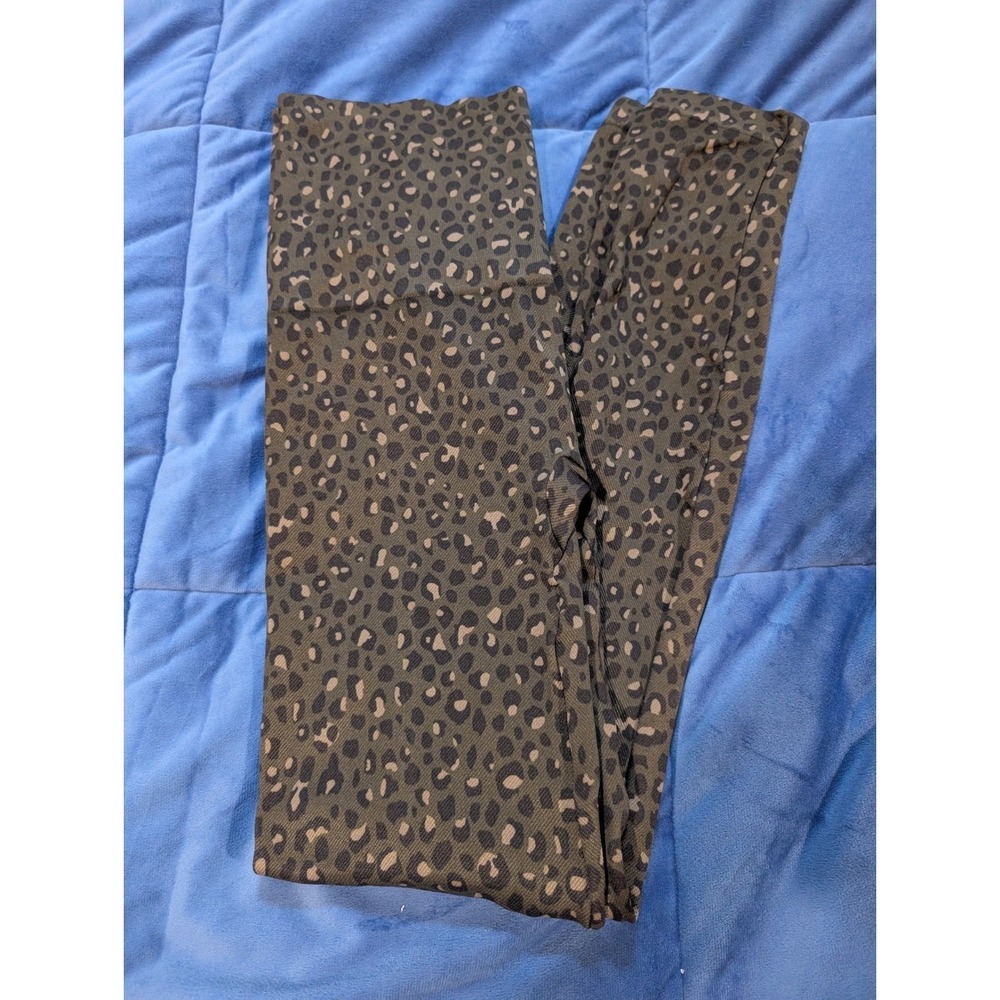 Spanx Look At Me Now Leggings in Olive Leopard Seamless Large NWT